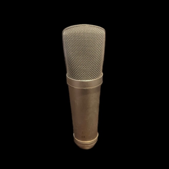 CAD GXL2200 Diaphragm Condenser Microphone - Picture 1 of 11